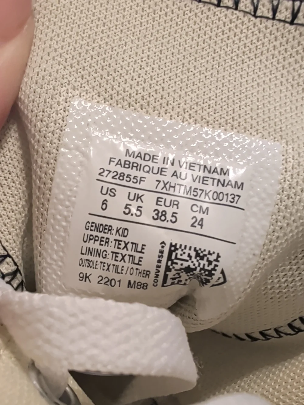 Converse size women